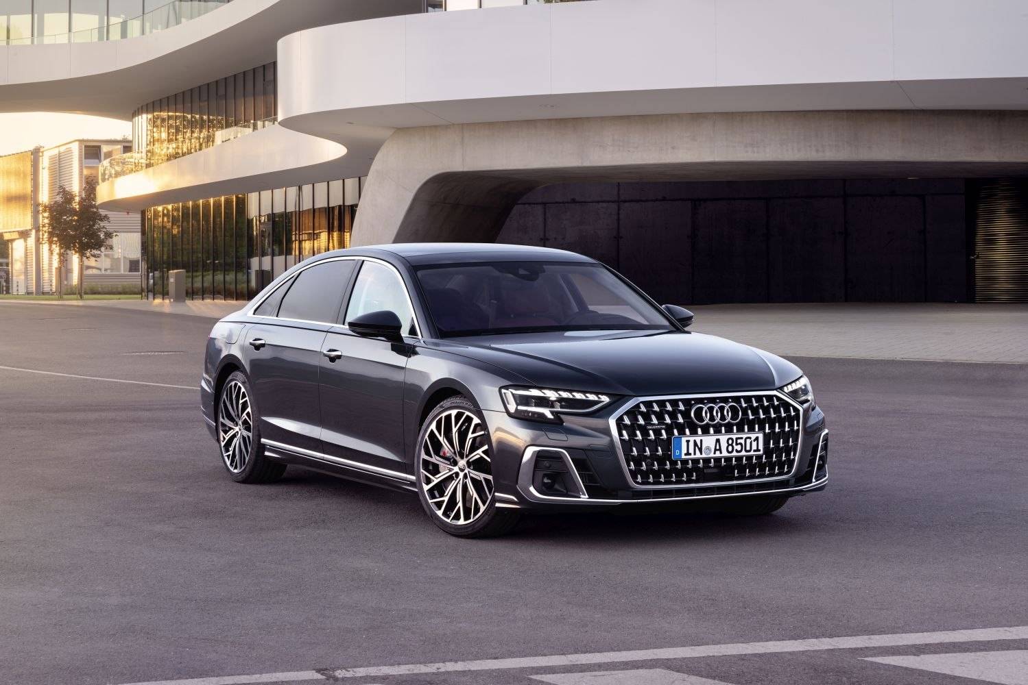 Audi A8 - Image 3