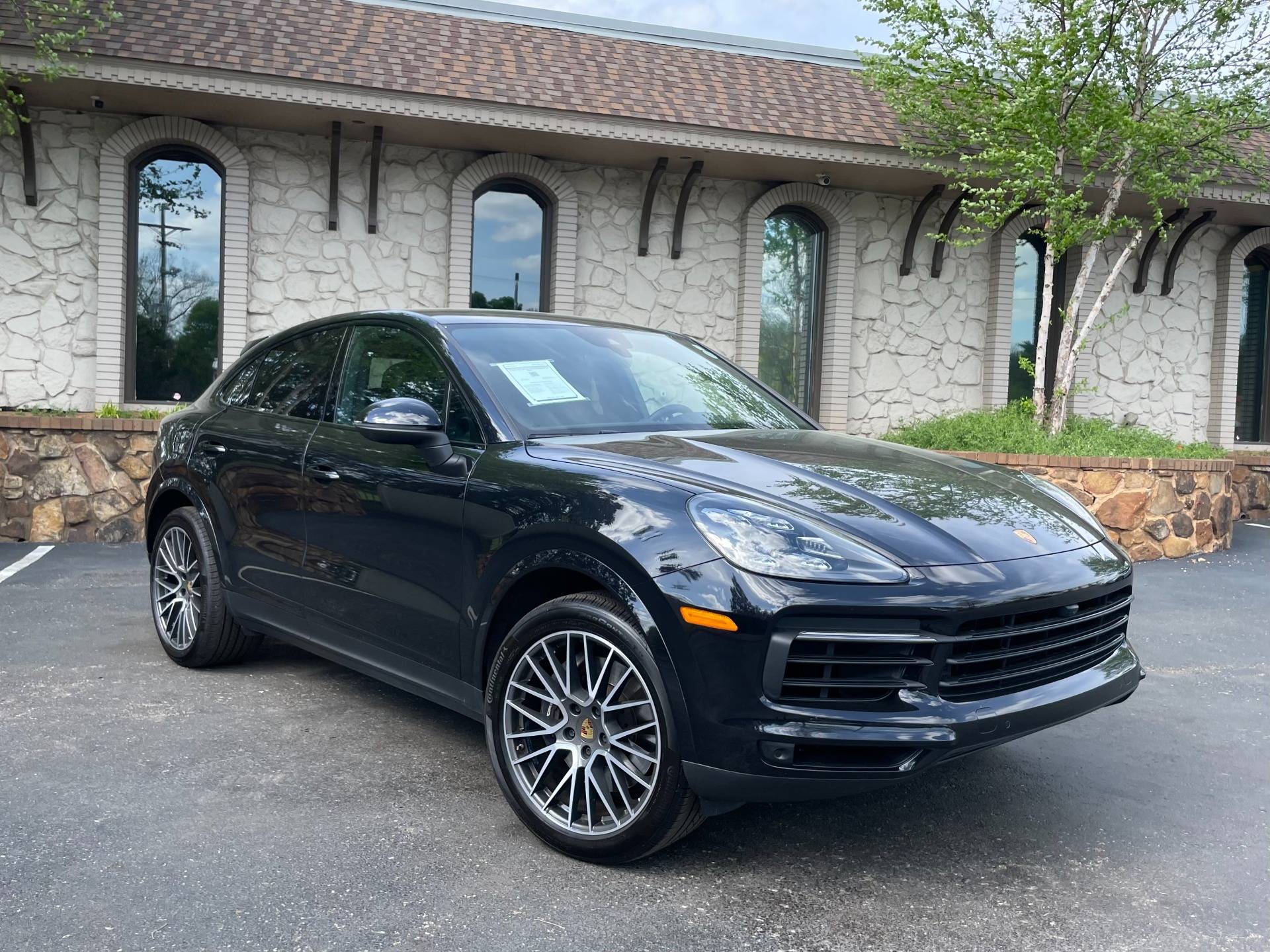 Porsche Cayenne - Image 3